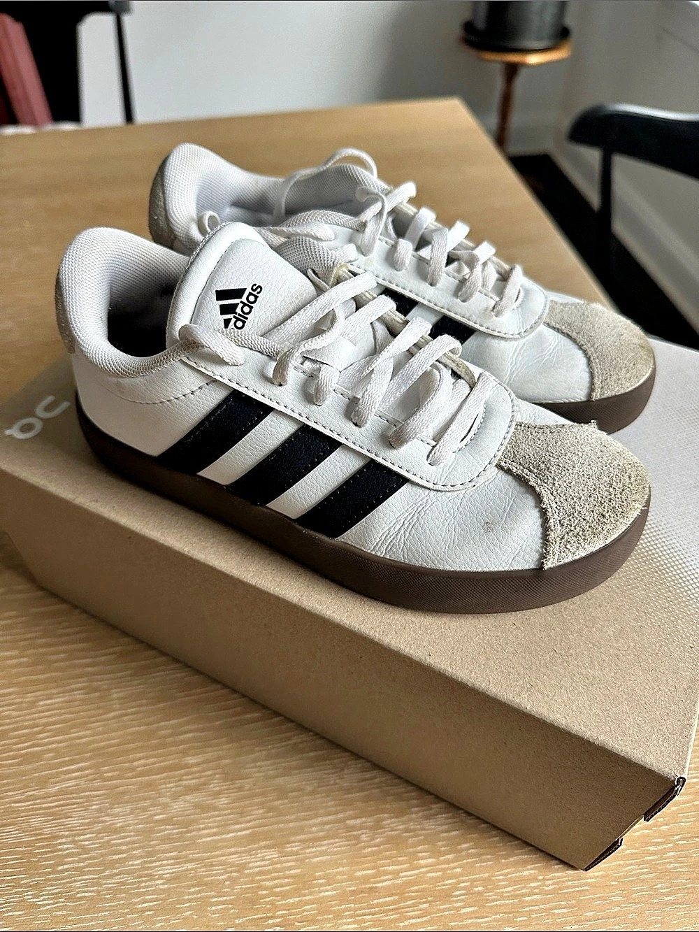 Kids Adidas Samba Superstar Sneakers White & Black US 3 1⁄2